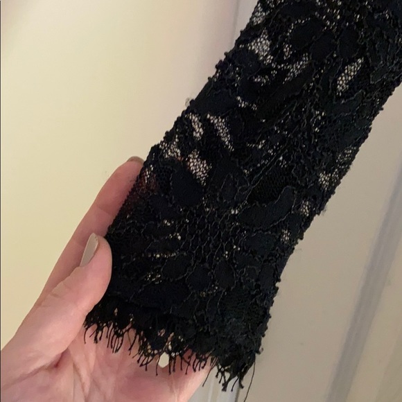 Black laced dress - Picture 4 of 5